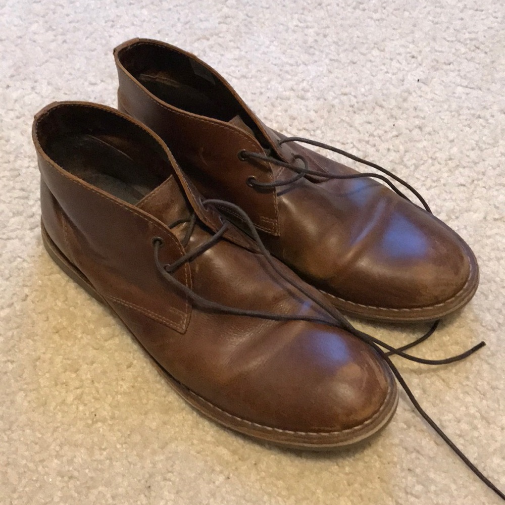 Men’s dress shoes
